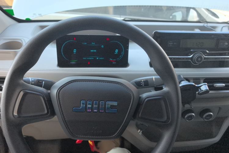 Used JMC E Fushun 2025 Model, Open Window Version, 41.86 kWh, Short Axle, Low-roof
