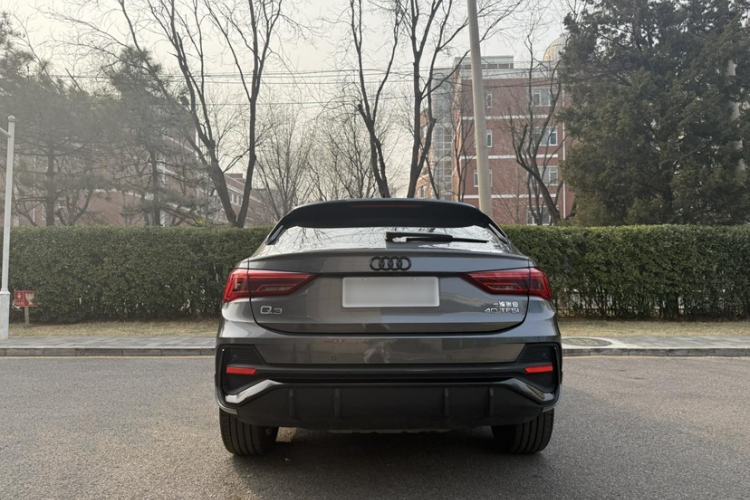 Used Audi Q3 2023 40 TFSI Fashion Dynamic Model