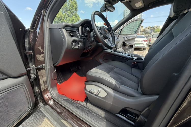 Used Porsche Macan 2017 Macan 2.0T
