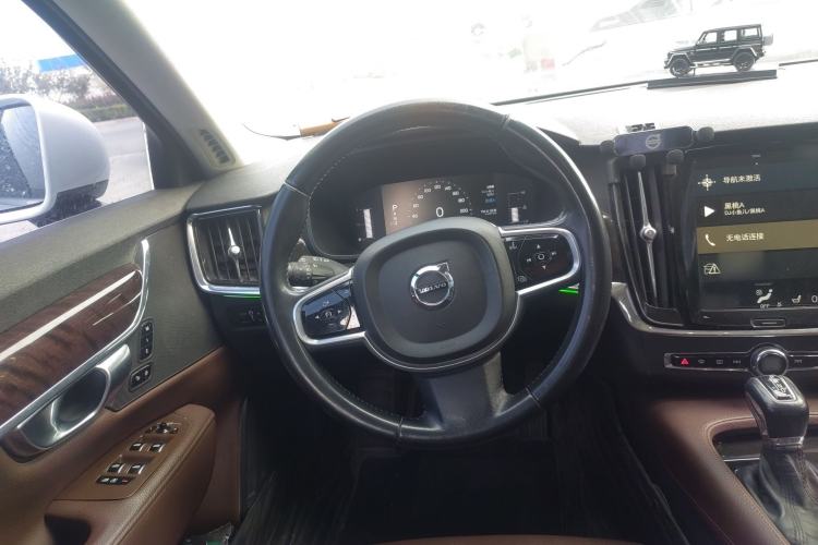 Used Volvo S90 2017 T4 Zhiyuan Edition