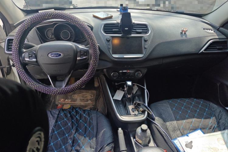 Used Ford Escort 2019 Revised Version 1.5L Automatic Enjoyment Type China VI Standard Center Console