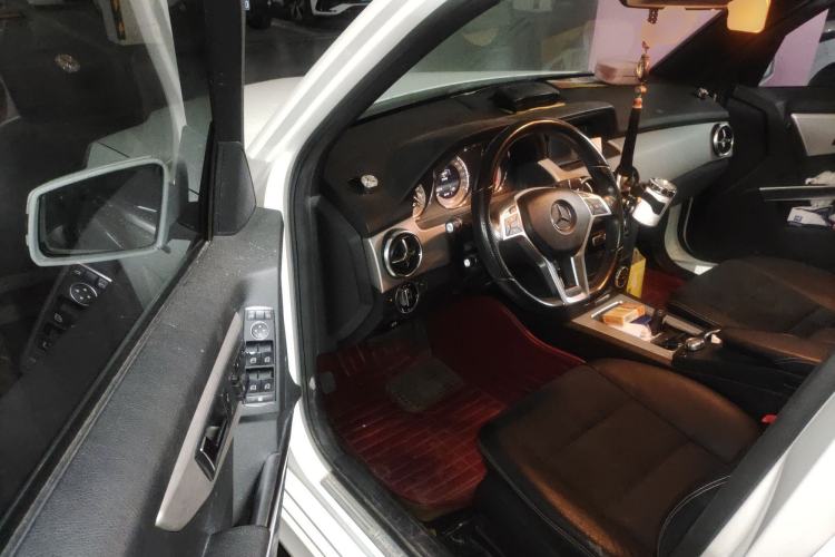 Used Mercedes-Benz GLK-Class 2015 GLK 260 4MATIC Dynamic Edition Ultimate Version
