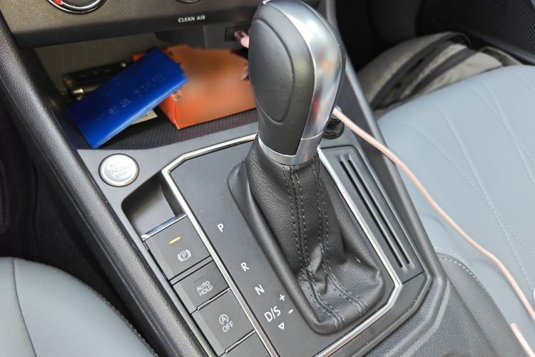 Used Volkswagen Lavida 2023 Revised Version 1.5L Automatic 5 Millionth Edition Gear Lever