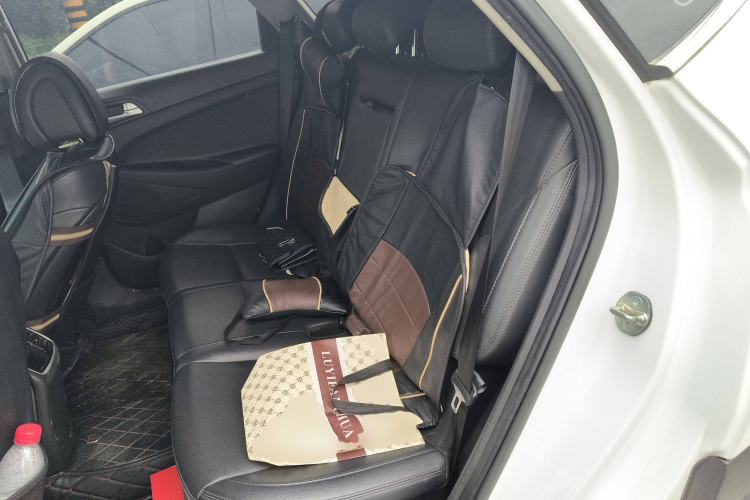 Used Hyundai Tucson 2018 1.6T Dual-Clutch Two-Wheel Drive 15th Anniversary Special Edition