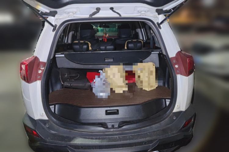 Used Toyota RAV4 2015 2.0L CVT Two-Wheel Drive Fashion Edition
