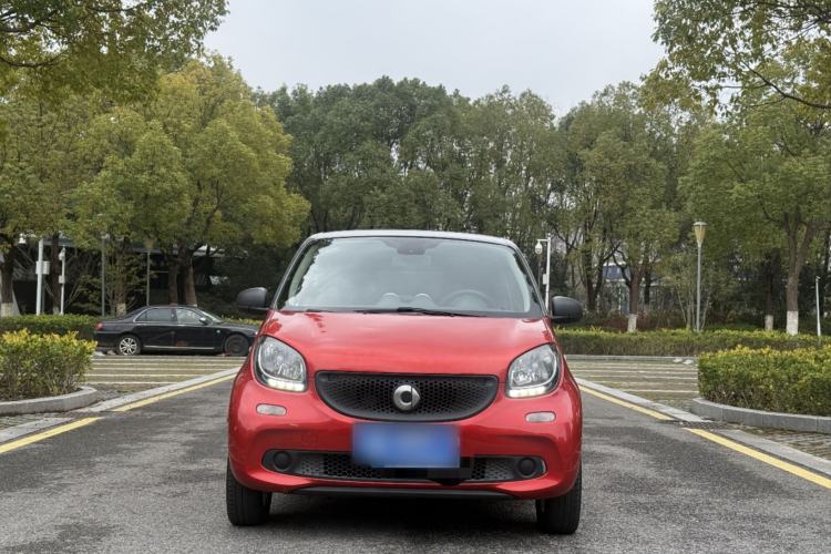 Used smart forfour 2016 1.0L 52 kW Dynamic Edition