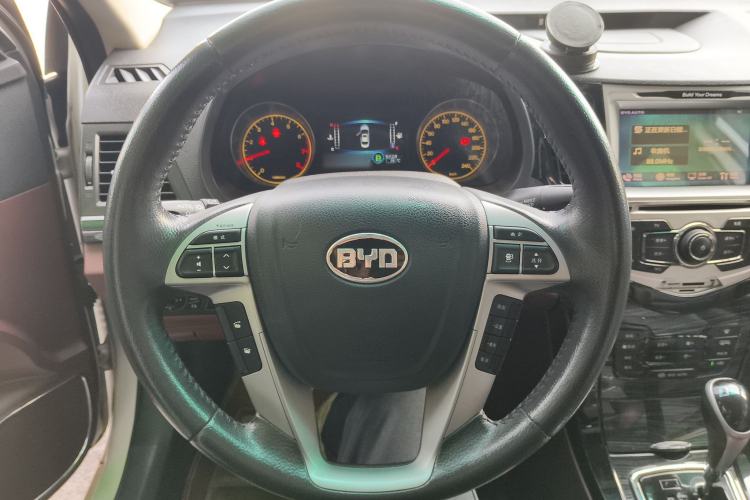 Used BYD Surui 2015 1.5L Automatic Luxury Model
