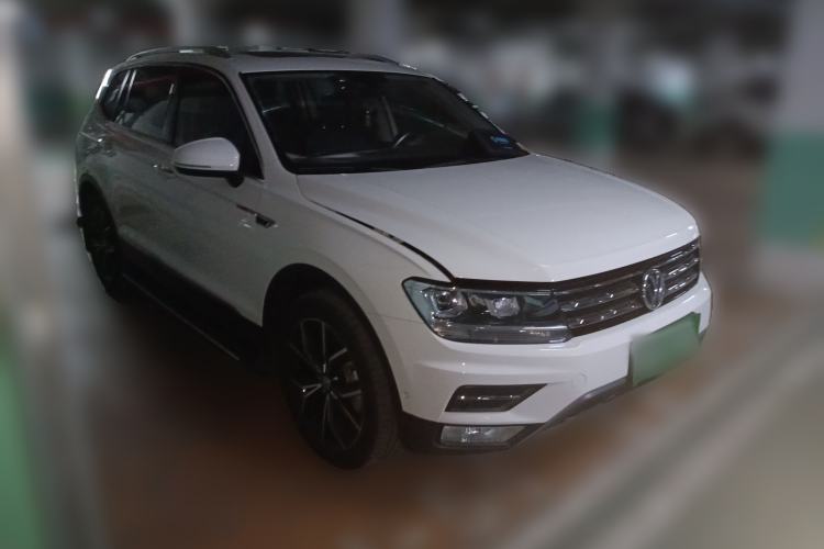 Used Volkswagen Tiguan L 2020 330TSI Automatic Two-Wheel Drive Smart Luxury Edition China VI Standard
