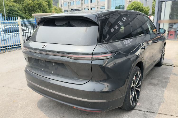 Used Nio ES8 2023 100kWh Signature Edition Rear Right 45 Deg