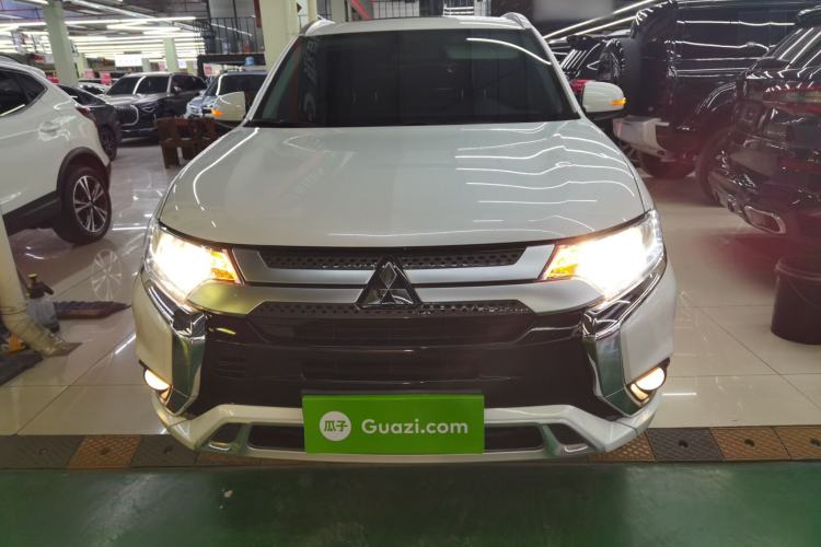Used Mitsubishi Outlander 2021 Revised Version 2.0L Two-Wheel Drive Enjoyment Edition 5 Seats