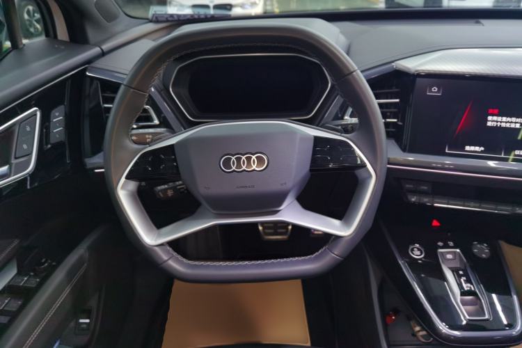 Used Audi Q4 e-tron 2024 40 e-tron Boundary Edition in Midnight Blue