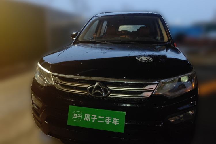 Used CHANGAN OSHAN CX70 2016 1.6L Manual Luxury Model Front