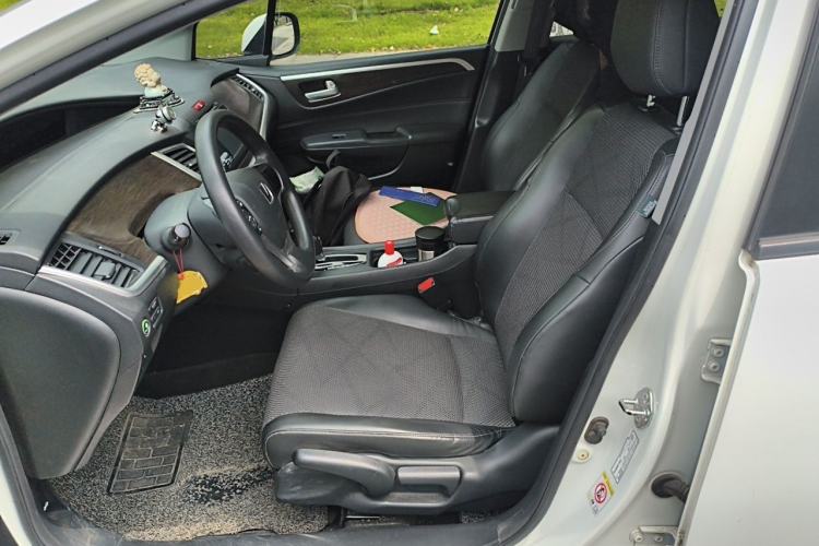 Used Honda Jade 2013 1.8L automatic Comfort version 5 seats Left Front Seat