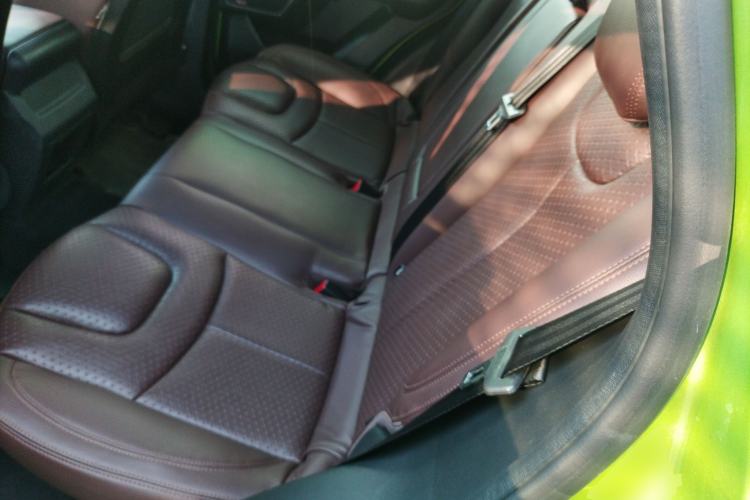 Used Land X7 2015 2.0T Panoramic Prestige Edition
