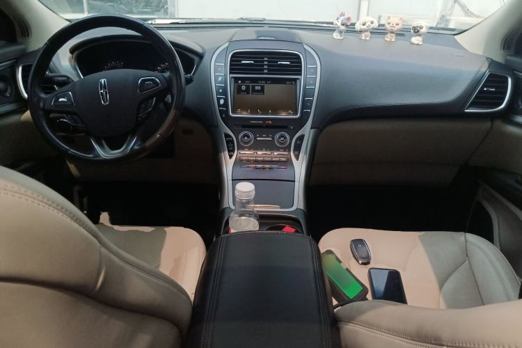 Used Lincoln MKX 2018 2.0T Four-Wheel Drive Zunya Edition Center Console