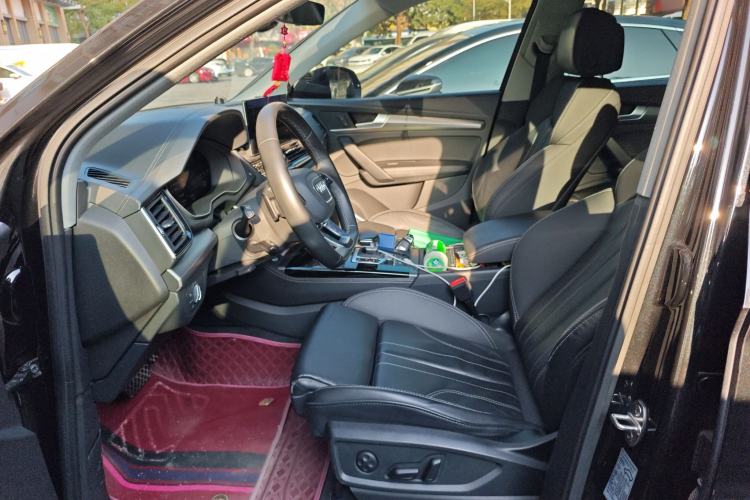 Used Audi Q5L 2022 40T Luxury Dynamic Model