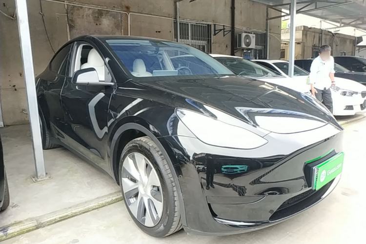 Used Tesla Model Y 2022 Revised Version Rear-Wheel Drive Front Right 45 Deg