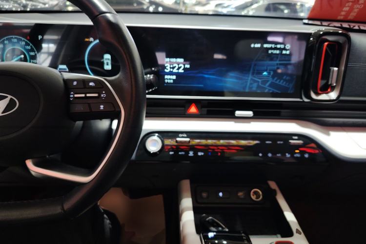 Used Hyundai ix35 2023 Musso 2.0L Flagship Edition TOP