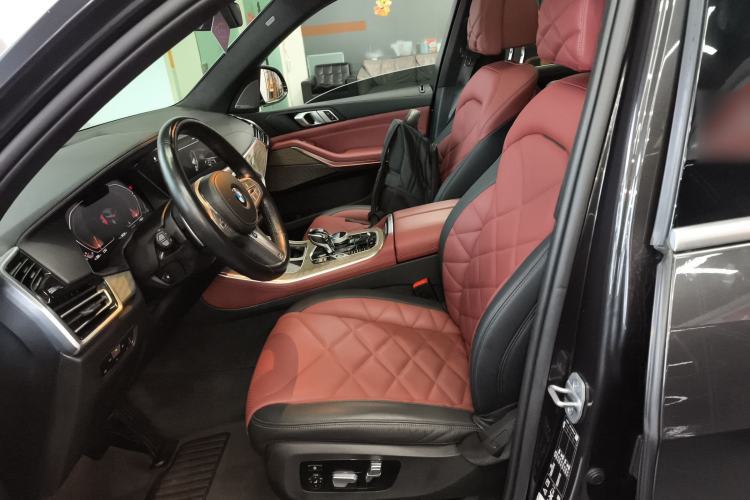 Used BMW X5 2022 xDrive 40Li Luxury Edition M Sport Package