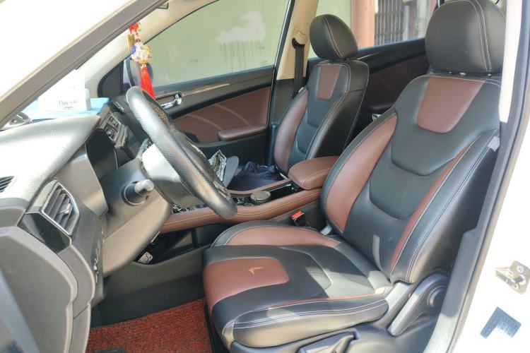 Used Dongfeng Fengon 580 2016 1.5T Manual Luxury Edition Left Front Seat