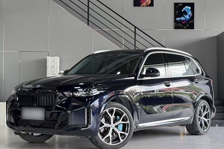 Used BMW X5 2023 xDrive 30Li Luxury M Sport Package
