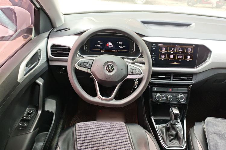 Used Volkswagen Tacqua 2020 1.5L Automatic Yue Steering Wheel