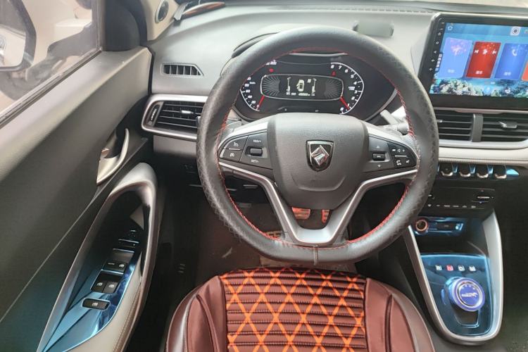 Used Baojun 510 2017 1.5L Automatic Fashion Model