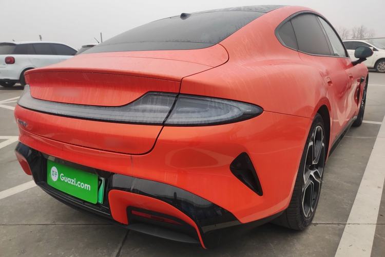 Used Xiaomi Auto SU7 2024 Four-Wheel Drive Ultra-Long Range Advanced Intelligent Driving Max Edition