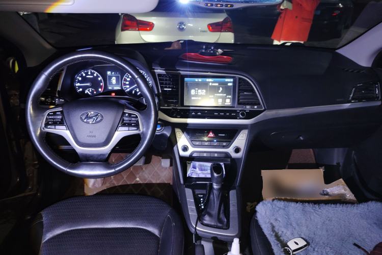 Used Hyundai Elantra (6th Generation / Lingdong) 2016 1.6L Automatic ZhiXuan · Luxury Version
