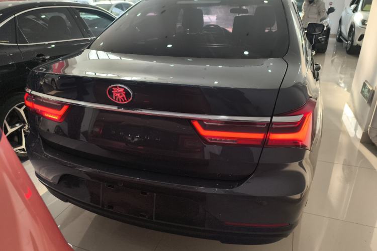 Used BYD Qin New Energy 2019 High-Range Luxury Model
