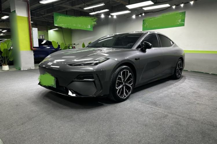 Used Geely Galaxy E8 2025 700 km Long-Range Intelligent Driving Version