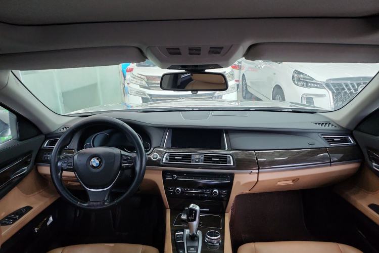Used BMW 7 Series 2013 730Li Leading Model
