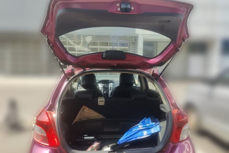 Used Toyota Yaris 2011 1.6E Automatic Charm Edition Trunk