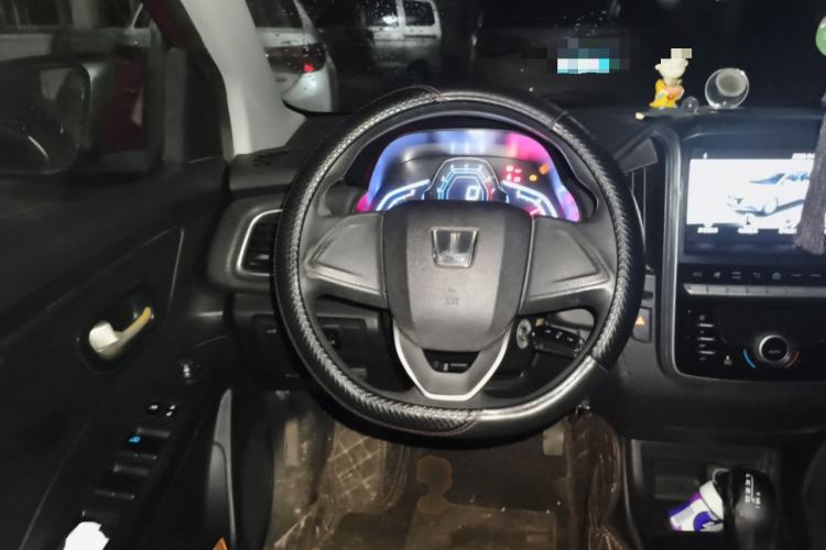 Used Luxgen S3 2016 1.6L CVT Smart Enjoyment Model Steering Wheel