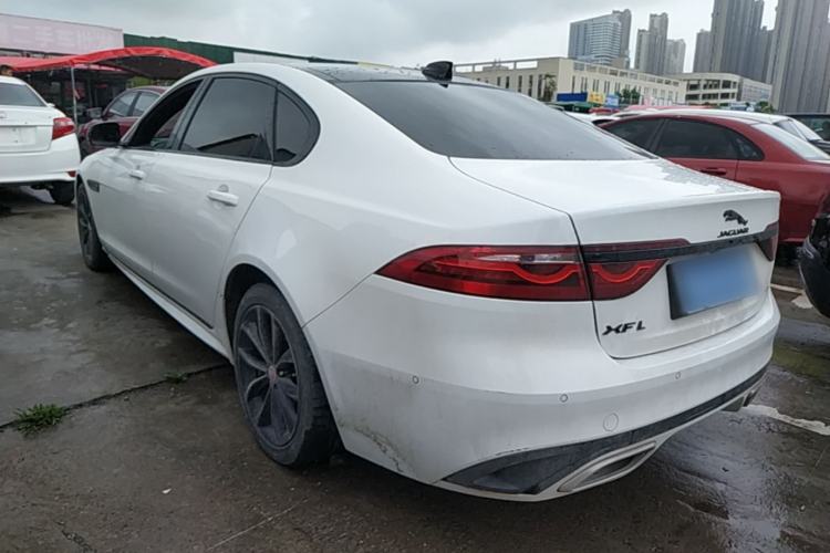 Used Jaguar XFL 2021 XFL 2.0T P250 All-Wheel-Drive Shimmering Black Sport Edition Exterior 2