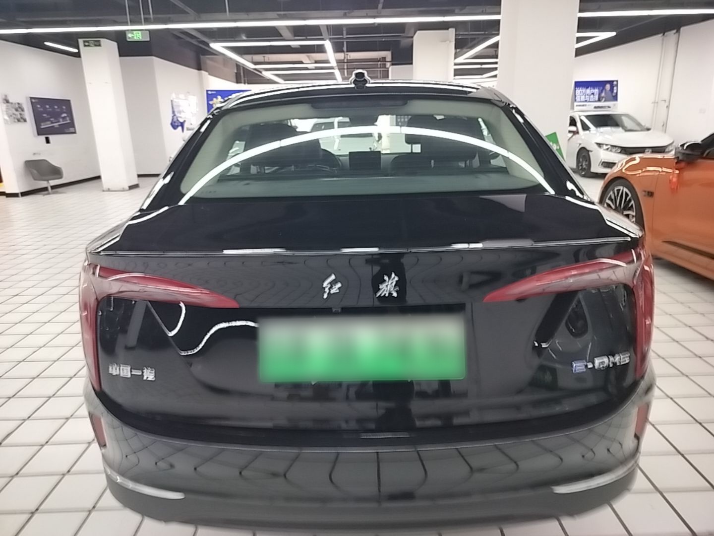 Hongqi E-QM5 2024 500km Range Edition — снимка 5