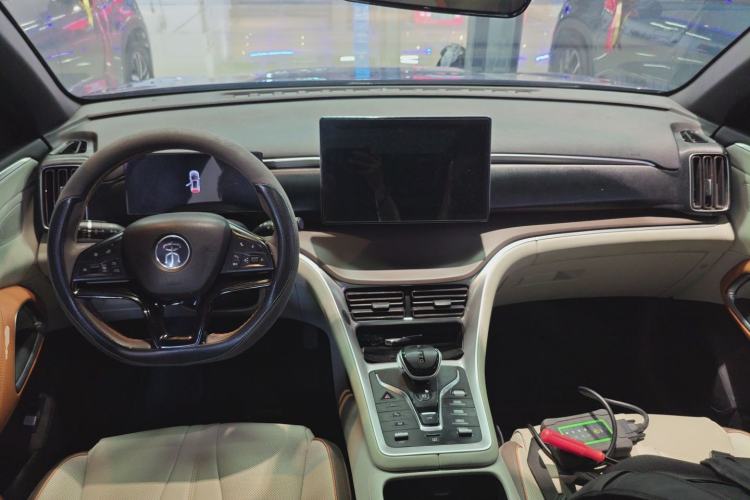 Used BYD Song Pro New Energy 2022 DM-i 51km Prestige Model Center Console