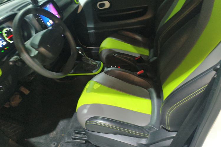 Used Roewe Clever 2021 302 km New Four-Seater Super-Efficient Version