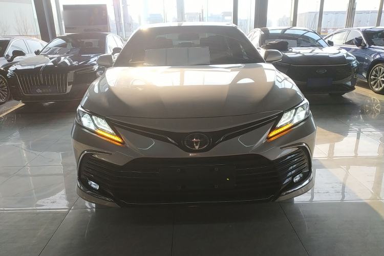 Used Toyota Camry 2021 2.5G Luxury Edition Front