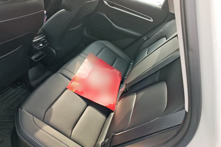 Used Geely Auto Emgrand 2025 4th Generation 1.5L CVT Starry Edition Left Rear Seat