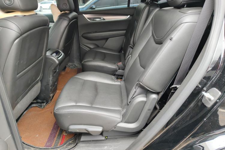 Used Cadillac XT6 2022 2.0T Six-Seater Four-Wheel-Drive Luxury Version