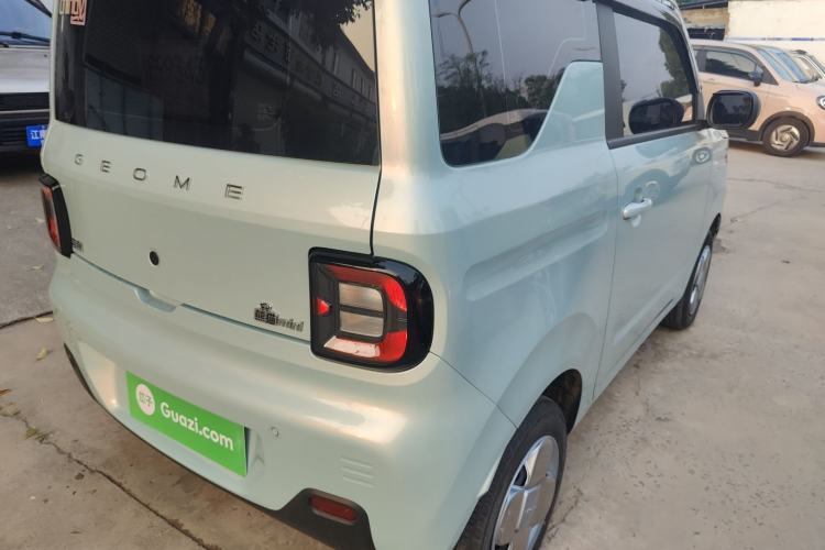 Used Geely Galaxy Panda 2024 Panda Mini 200km Endurance Bear Right Rear Taillight