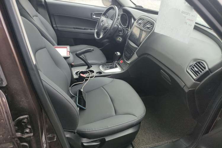 Used GAC Trumpchi GS5 2013 1.8T Automatic Two-Wheel Drive Elite Edition