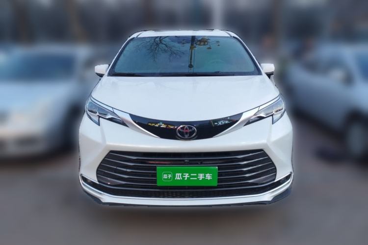 Used Toyota SIENNA 2024 2.5L Hybrid Four-Wheel Drive Prestige Edition