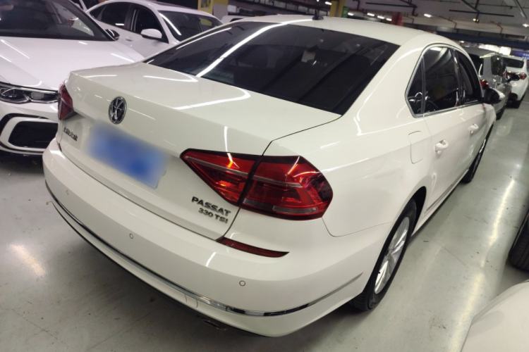 Used Volkswagen Passat 2016 330TSI DSG Luxury Edition