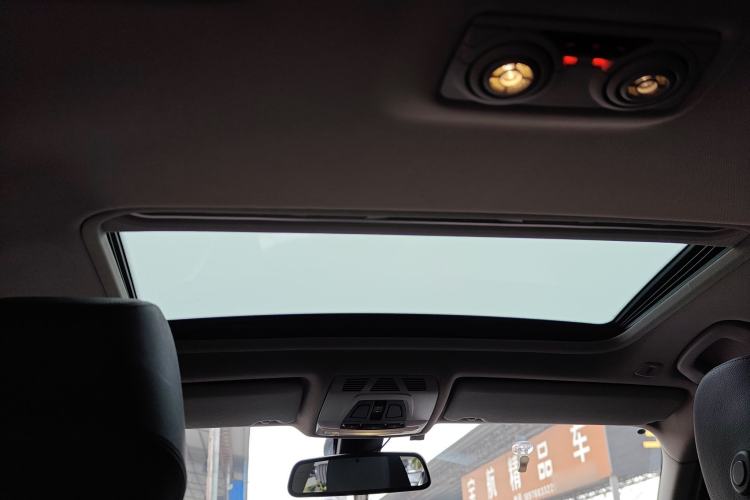 Used BMW 3 Series 2015 320Li Luxury Edition Fashion Model