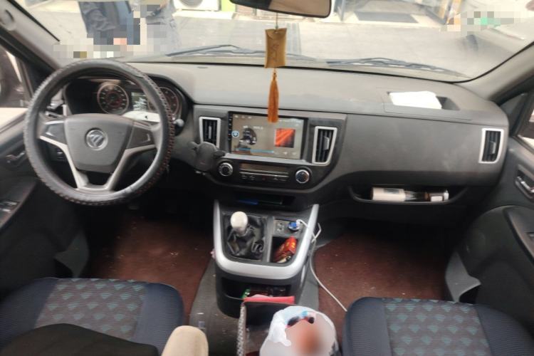 Used Foton Scenic G5 2024 2.4L CNG Commercial Version Open-Window 5/6-Seater 4K22C4M