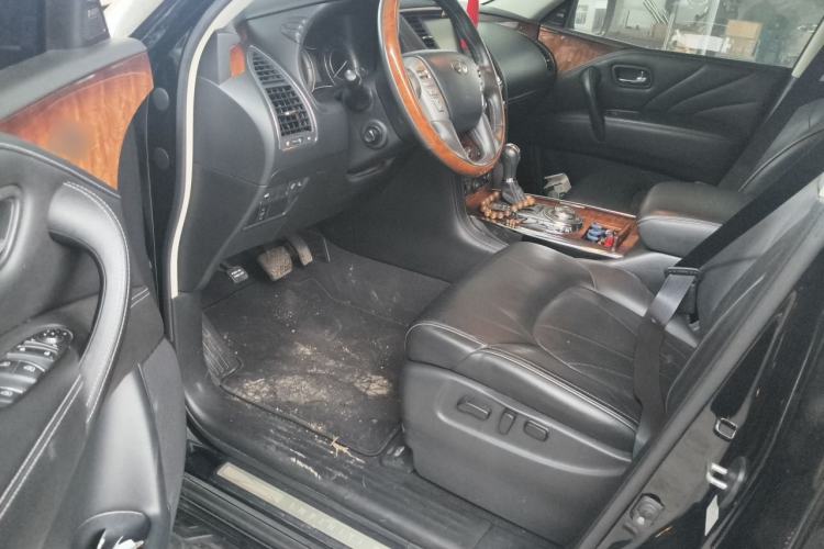 Used Infiniti QX80 2016 5.6L 4WD
