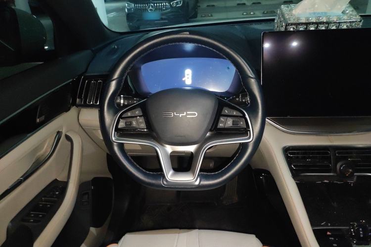 Used BYD Song PLUS New Energy 2023 Champion Edition EV 605KM Flagship PLUS Steering Wheel