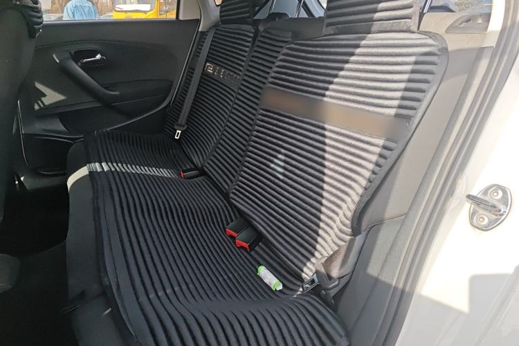 Used Volkswagen Polo 2016 1.4L Manual Fashion Model